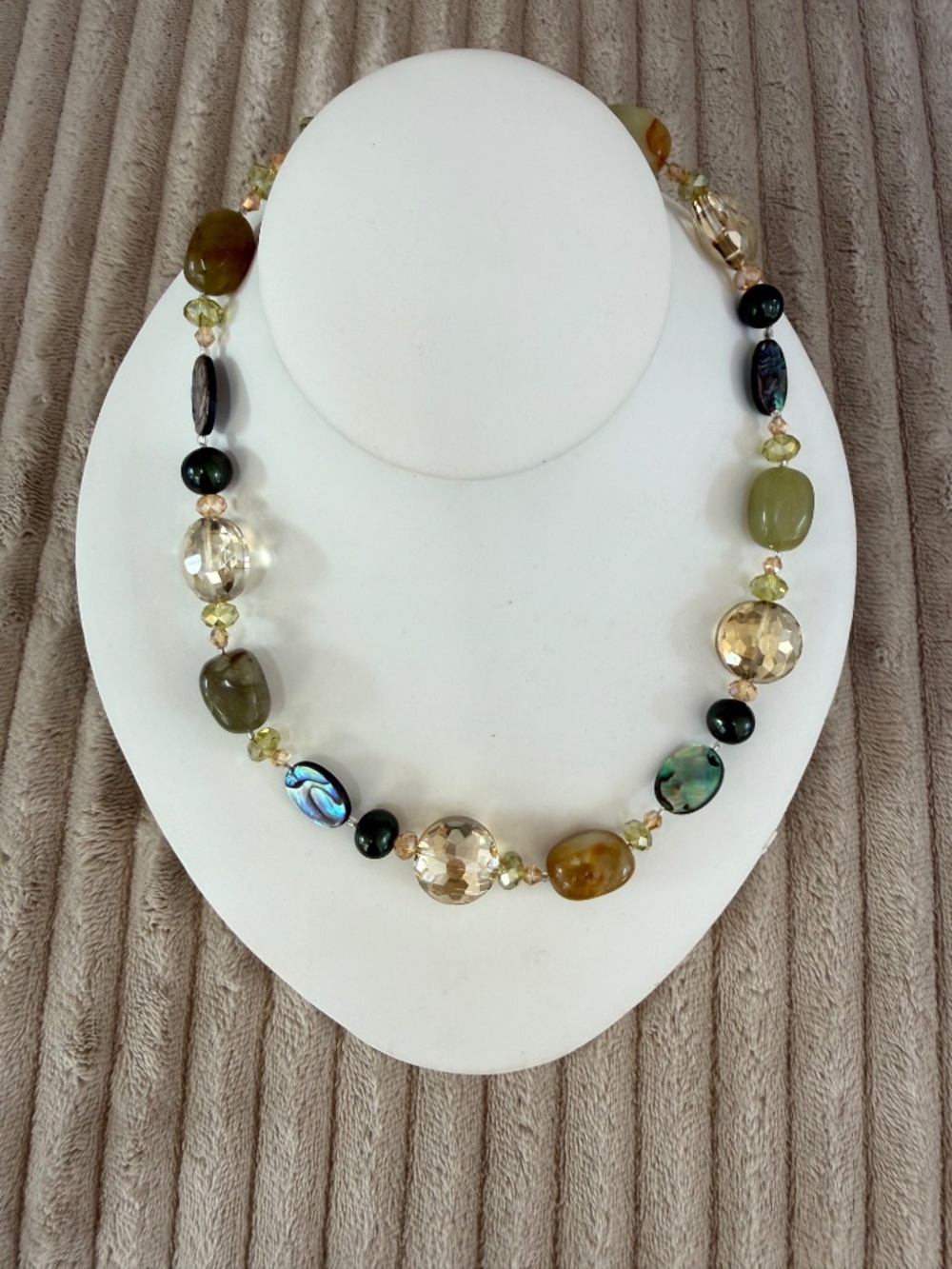 Necklace and Earring Set - Picture 2 of 7